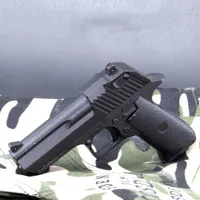 미니 합금 권총 사막 독수리 독수리 Glock Beretta Colt 장난 장난감 총 모델 성인을위한 소프트 총알 컬렉션 어린이 GIFTS222H