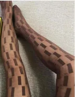 Sexy Long Elastic Stockings Collons femmes mode 4 couleurs Designer Mesh Collons Soft Breathable Creux LETTRE TIR LEGGINGS PANTES TIRMES 54