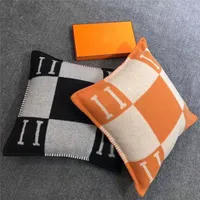 Couche d'oreiller lettre cachemire concepteur d'oreillers tissé jacquard couvre-coussin personnalisé canapé de laine de laine