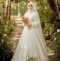 Moda Vestido de noiva muçulmano Manga comprida 2022 Pescoço alto Colo