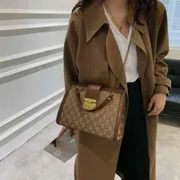 메신저 백 레저 디자인 감각 소형 여성의 새로운 패션 대학 학생 수업 인기 간단한 핸드백 289a