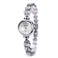 Zegar zegarowy zegarki zegarowe luksusowe projektanta Green Lady's Quartz Watch Pearl Stop Bransoletka Montrewristwatches