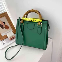 حقيبة اليد الجديدة Bamboo Star Bag Portable Messenger Messenger Propoatile Pop Bag Bag High Sense Women's Bag