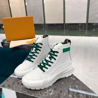 Дизайнер сандалий новые мужские повседневные туфли триколор зеленые ретро-печать