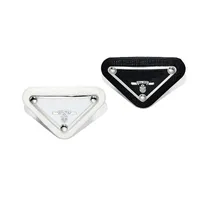Designer de alta qualidade Homens homens pinos broches Luxurys Brand Letters Broche Pin for Suit Dress Pins Fashion Triangle Jewerly