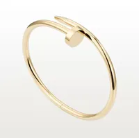 Titanium Steel Gold Charm Screw Nail Armband Designer Armband Luxury Bangle Pulsera för män och kvinnor Party Couples Lovers Gift Jewelry