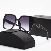 Erkek tasarımcı güneş gözlüğü kadın lüks üçgen güneş gözlüğü kare çerçeve marka retro polarize moda gözlüğü occhiali da sole firmati 6 renk kutu