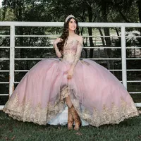 Sparkly Pink Quinceanera Dresses Charro Mexican Formalne 2022 Księżniczka Sweetheart Crystal z długim rękawem Suknia Balowa Masquerade Prom Dress Vestido DE 15 Años Party Suknia