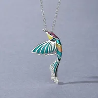 Pendant Necklaces Italian Hummingbird Necklace Color Resin Retro Woman Clavicle Chain Gift Jewelry WholesalePendant