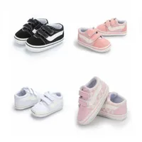 حذاء الطفل الفتاة بوي بوي للجنسين للأحذية القطن القطن وحيد مسطح طفل مشاة أول ملحقات الطفل سرير الأحذية حديثي الولادة GC1452