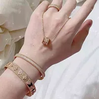 Bracelet de kaléidoscope doré de Seiko chanceux 18 carats en argent sterling femelle 925 amateurs de diamant plein large et étroit