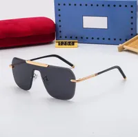 211 Luxusdesigner Sonnenbrille Männer Brille Outdoor Shades PC Rahmen Fashion Classic Lady Sun Gläser Spiegel für Frauen