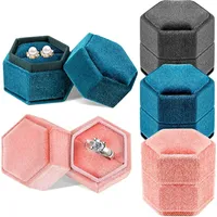 Hexagon Velvet Ring Box Double Ring Storage Case Holder Pendant Earring Jewelry Packaging Presentförpackningar för förslag Engagemang Bröllopsceremoni