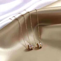 Korean Roman numerals small Manyao flash diamond collarbone chain ins personalized dign simple cool style titanium steel necklace