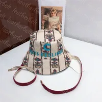 Chapeau de seau imprimé à la mode avec ceinture Femmes Sun Hat Designer Wide Fisherman Chapeaux de pêcheurs deux usures