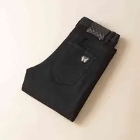 Jeans reta de homens elásticos 2022 Autumn Winter Black Slim Fit and Versátil Pants Men