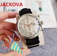 En vente pour hommes Sports Wristwatch Stopwatch 44 mm Mouvement de quartz horloge de temps masculin avec ceinture en nylon