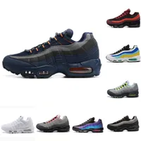 2022 New Arrivals Men Running Shoes 40-46 Outdoor Sports Sneakers Triple Black White Red Green Athletic Runner Mens Trainers Designer S26