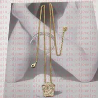 Modeontwerper ketting v letter hanger banshee medusa kop 18k goud vergulde dames ve4