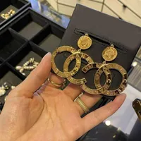 Designer Ohrringe Ohrstolder -Marken Designer 18K Gold plattiert Geometrie Doppelbuchstaben Ohrring klassische Frauen Hochzeitsfeier Jewerlry 260y
