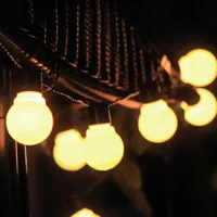Strings Outdoor Garland Street LED LED Solar Energy Energy Lights z Ball Fair Festival Lampa na przyjęcie weselne Domowe dziedziniec dekoracje