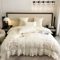 Sängkläder set romantisk fransk prinsessan set 140 -tal egyptisk bomull rose blommor broderi spets ruffles quilt täcker säng linnor kudde pasterbäddning