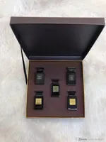 Perfume Set Gift Box for Man Perfume Fragrance 5 Bottles 7.5ml EDP Oud Wood Tobacco Santal Blush Spray Parfum Designer Perfumes Fragrances Wholesale