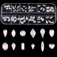 Nagelkunst Dekorationen 12 Designs kristallweißer Opal 3D -Strass -Rückenform Steine ​​Mischen für Nägel Material Professional Supplies Stac22