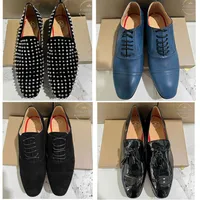 2022 Tasarımcı Ayakkabı Erkekler Deri Ayakkabı Spikes Perçinler Eğitmenler Süet Sneaker Mat Patent Elbise Ayakkabı Düğün Business Shoe Casual Ayakkabı