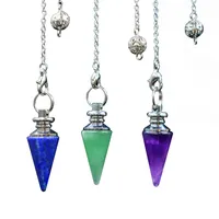 Hängen Natural Stones Pendulum för att dowsa spådomskedjan Hexagonal kolonn silverfärgkonhänge Reiki Pendule