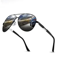 Lunettes de soleil à chaud de haute qualité Type de mode plus récente 2021 Eyewear surdimensionne les lunettes de soleil polarisées Unisexe Pilot Style Sun Glasses XY136