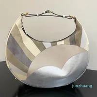 Designer- Crescent Torba dolna Metalowa torba podnośnikowa Regulowany pasek Ramię Tote Graphy Srebrny Sprzęt Pół Księżyc Torby