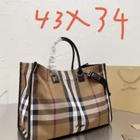 Bags Designer Handbags Burbrerys Autumn and Winter 2022 Special Counter New Fashion Bag Yzl