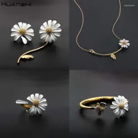 Colliers pendants 2022 Spring White Ematel Daisy Flower Collier Vintage Elegant Gold Metal For Women Jewelry Party GiftSendant Heal22