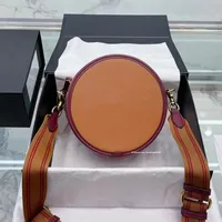 Роскошная дизайнерская сумка вокруг одной сумки на плечо с мешками по кроссовым пакетам кожа.