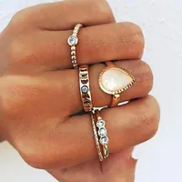Anelli di nozze Mling 5pcs/set di anelli di cristallo alla moda set femme bohe oro cavo per donne gioielli di compleanno da nocca bagna