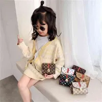 Leisure 6 Colors Kids Bag Bag Designer Flower Mini Square Beautiful Pop Girl Princess Messenger Accessories Purs