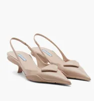 22 Sselegant Fırçalı Deri Kadın Sandalet Ayakkabı Lady Slingback Pompalar Kauçuk Dhell Sole Hybrid Siluet Ekran Baskılı Deri Üçgen Yüksek Topuklu