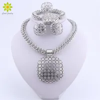 Dubai Gümüş Kaplama Takı Seti Kadınlar Büyük Kolye Kolye Moda Nijeryalı Düğün Afrika Kristal Kostüm Gelin Mücevher Seti 220716