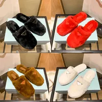 Avec sandales de boîte Shearling Sabots plates glissades pantoufles femmes chaussures blanc noir brun rouge glisse de laine confortable douce sandale de luxe de luxe de luxe de concepteur