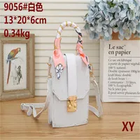 Luxury Designer Handbag Purse Women Shoulder Bag Embossed Flower Leather Clutch Crossbody Messenger Bags Chain Coin Pouch Tote L069-9056
