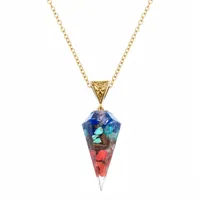 Natural Crystal Pendant Necklace Grus harts Hexagonal Cone Seven Ven Agate Semi-ädelstenar Ornament