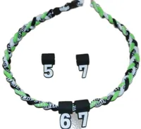 Acessórios esportivos de titânio Navio gratuito 100pcs Novos números de silicone pendente de softball beisebol Acessórios de colar de borracha jóias de pingentes
