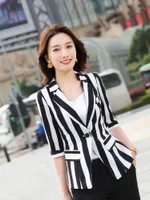 Vestido de duas peças preto e branco Tertical listrado jaqueta feminina 2022 Spring Autumn Autumn em estilo coreano Casual largo