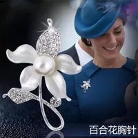 Kate Middleton Luxury Pins Broch Kadınlar İçin Aksesuar Mücevherleri 201009