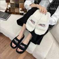 High quality Womens Slippers Ladies wool Slides Winter fur Fluffy Furry Warm letters Sandals Comfortable Fuzzy Girl Flip Flop Slip241F