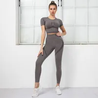 Yoga Outfit Seamless Women Fitness Suit Body Shaping Short Sleeve Crop Top Hip-lifting Leggings 2 Piece Clothes Workout Set