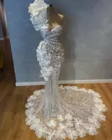 Luxury 2022 Robe de mariée sirène une épaule Crystal Long paillettes Bouches nuptiales perlées robe de fleur de fleur de