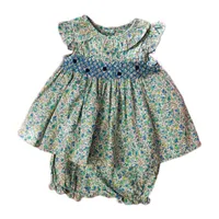Vêtements Ensembles de robes pour bébé ensemble Summer Summer Toddler Girls Smokled Floral Robes Pantal