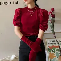 T-shirt féminin Gagarich Woman Shirt 2022 Été coréen chic Tempérament rétro Collier debout manche bouffée sauvage